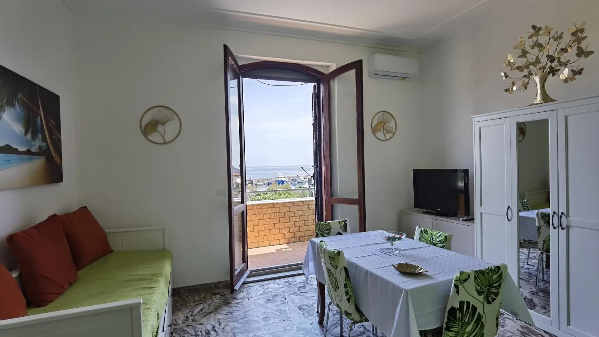 Holiday home Luxury Sisters House 